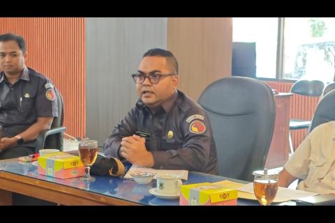 rapat-raperda-02