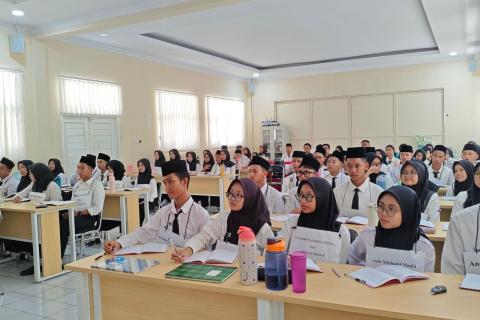 sosialisasi-sma1cigugur2